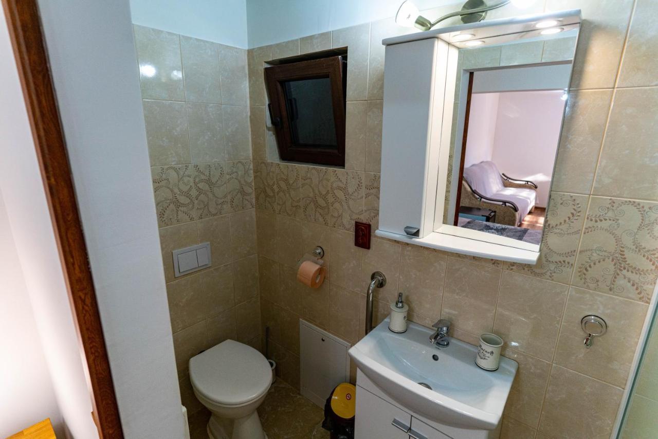 La Bebe 2 Beds Apartment Hunedoara Exterior photo